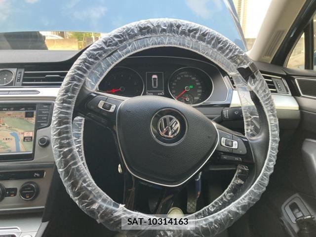 VolksWagen PASSAT VARIANT 2016-03 8851087-18