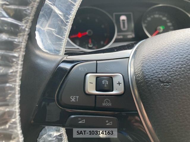 VolksWagen PASSAT VARIANT 2016-03 8851087-19