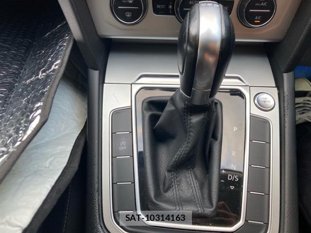 VolksWagen PASSAT VARIANT 2016-03 8851087-24