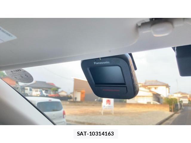 VolksWagen PASSAT VARIANT 2016-03 8851087-26