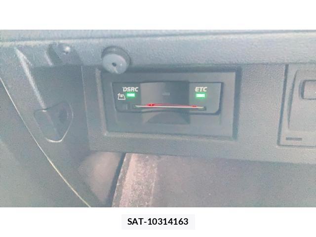 VolksWagen PASSAT VARIANT 2016-03 8851087-27