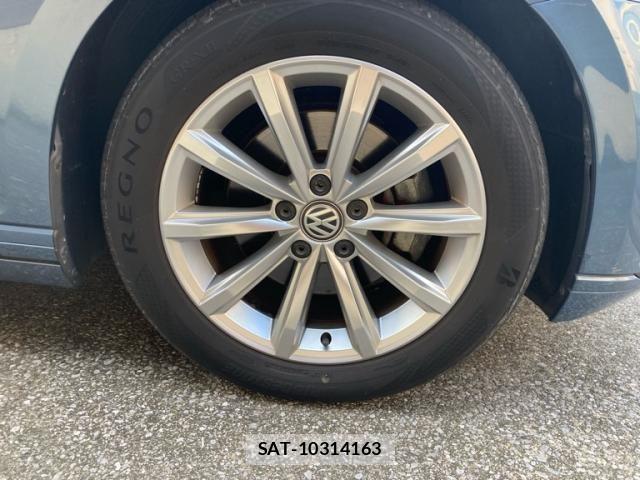 VolksWagen PASSAT VARIANT 2016-03 8851087-3