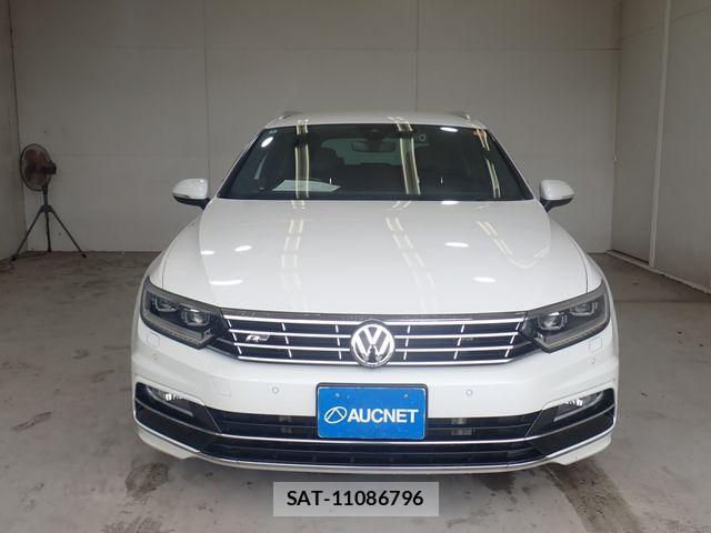 VolksWagen PASSAT VARIANT 2016-08 8872402-5