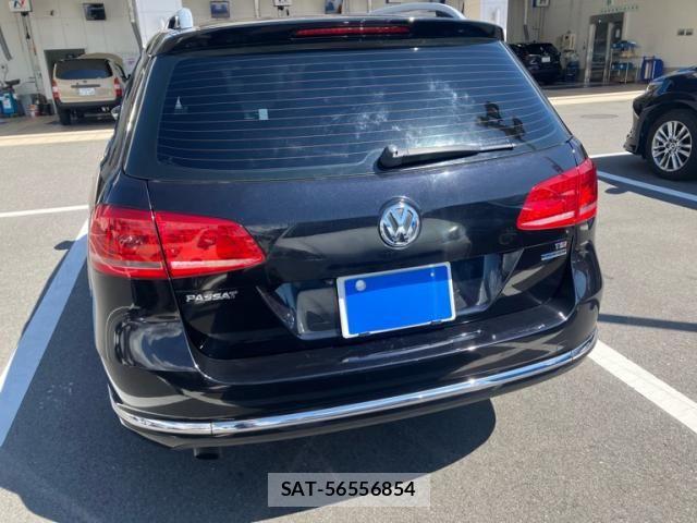 VolksWagen PASSAT VARIANT 2012-02 8882984-2