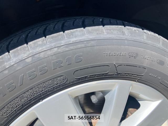 VolksWagen PASSAT VARIANT 2012-02 8882984-4