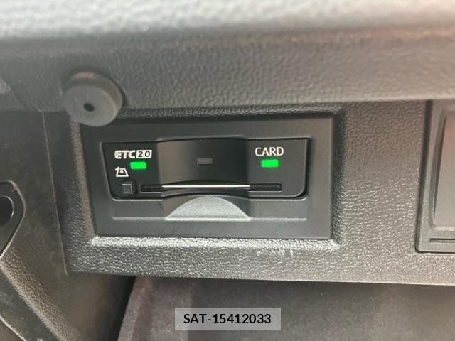 VolksWagen PASSAT VARIANT 2021-09 8882982-21