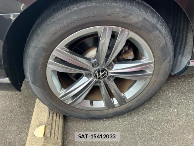 VolksWagen PASSAT VARIANT 2021-09 8882982-7