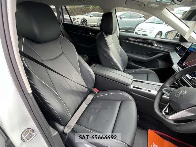 VolksWagen PASSAT WAGON 2025-02 1049390-1