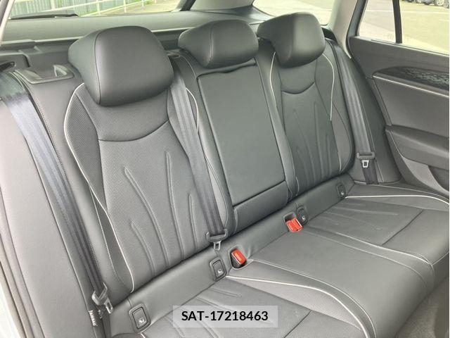 VolksWagen PASSAT WAGON 2025-04 7227123-11
