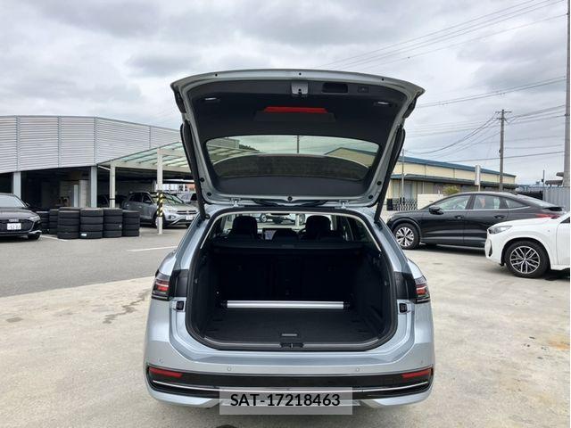 VolksWagen PASSAT WAGON 2025-04 7227123-14