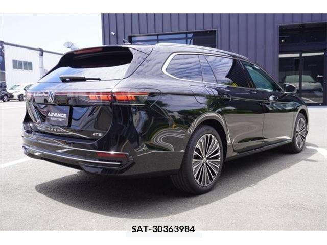 VolksWagen PASSAT WAGON 2024-11 8076146-23