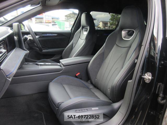 VolksWagen PASSAT WAGON 2025-11 7964397-11