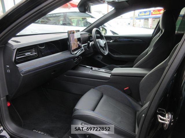 VolksWagen PASSAT WAGON 2025-11 7964397-15