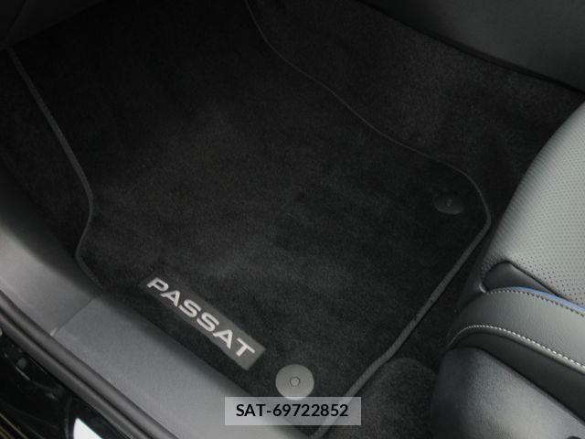 VolksWagen PASSAT WAGON 2025-11 7964397-17