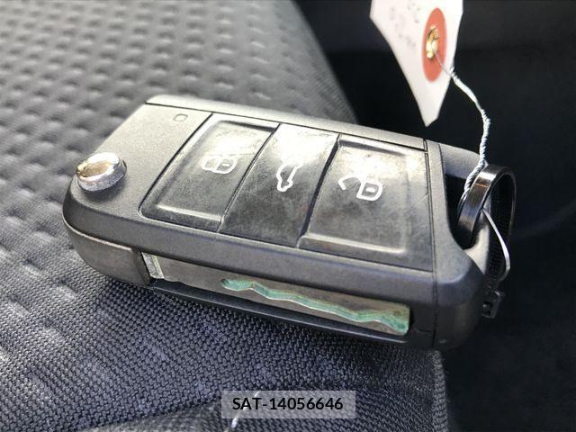 VolksWagen POLO 2020-12 1298718-26