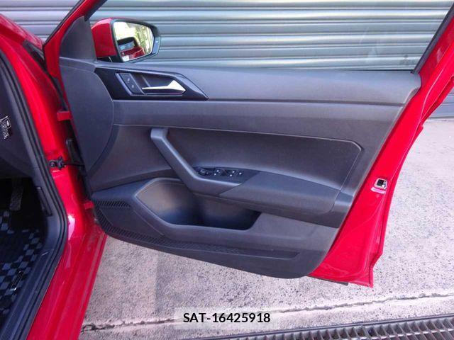 VolksWagen POLO 2024-02 1476814-15