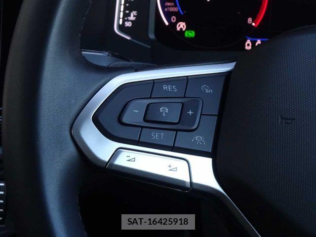 VolksWagen POLO 2024-02 1476814-23