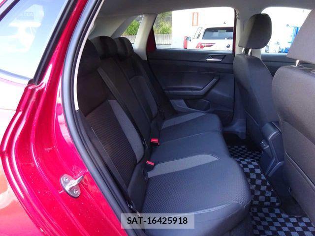 VolksWagen POLO 2024-02 1476814-28