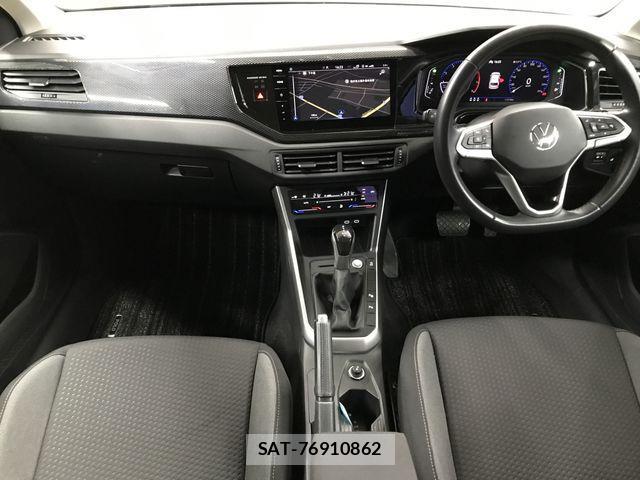 VolksWagen POLO 2024-02 2355670-11