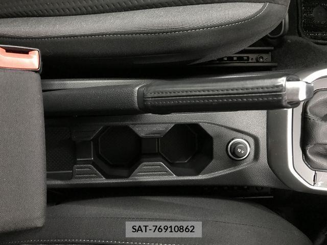 VolksWagen POLO 2024-02 2355670-20