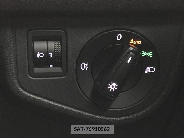 VolksWagen POLO 2024-02 2355670-25