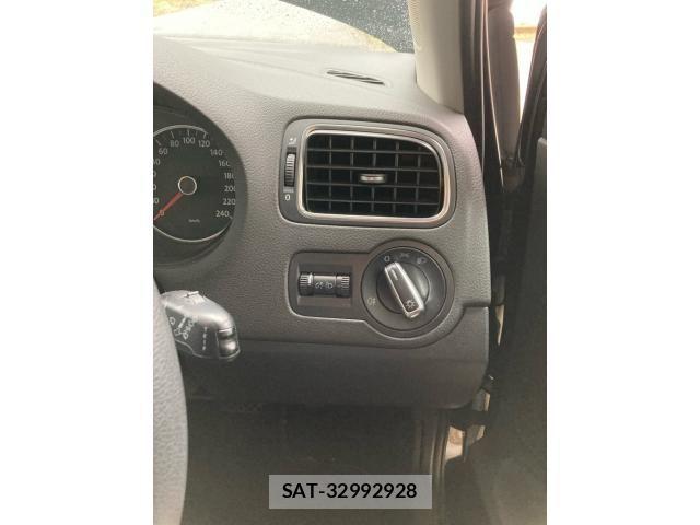 VolksWagen POLO 2009-12 2355680-13