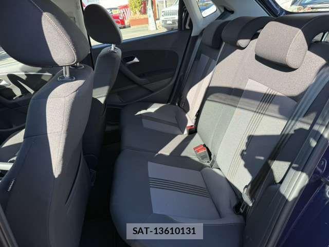 VolksWagen POLO 2016-07 3423752-11