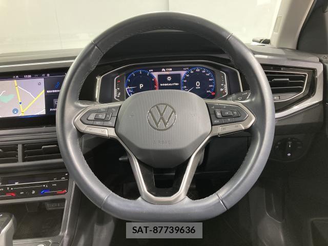 VolksWagen POLO 2023-09 3911270-3