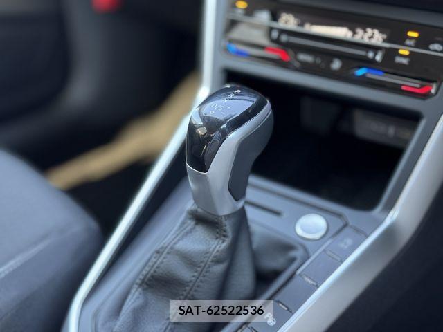 VolksWagen POLO 2025-01 4051762-7