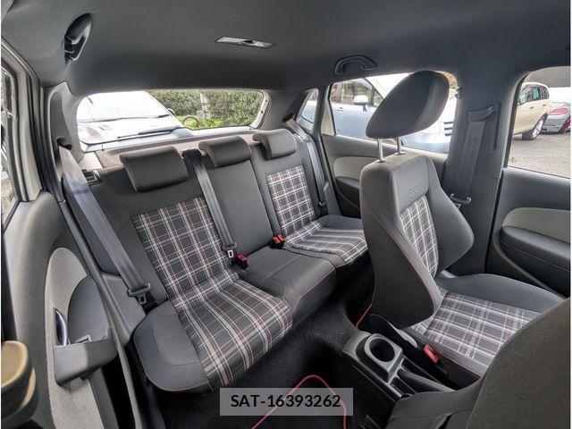 VolksWagen POLO 2013-05 4051809-9
