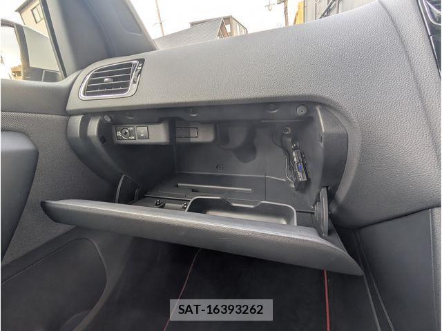 VolksWagen POLO 2013-05 4051809-12