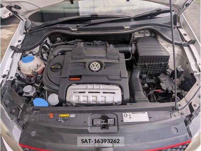 VolksWagen POLO 2013-05 4051809-15