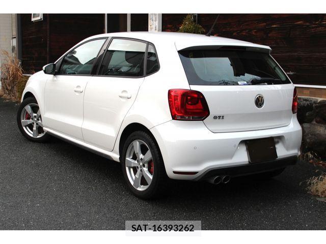 VolksWagen POLO 2013-05 4051809-3