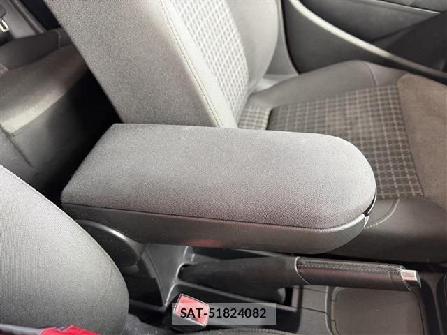 VolksWagen POLO 2018-01 4759422-15