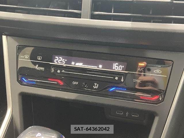 VolksWagen POLO 2023-07 4759420-10