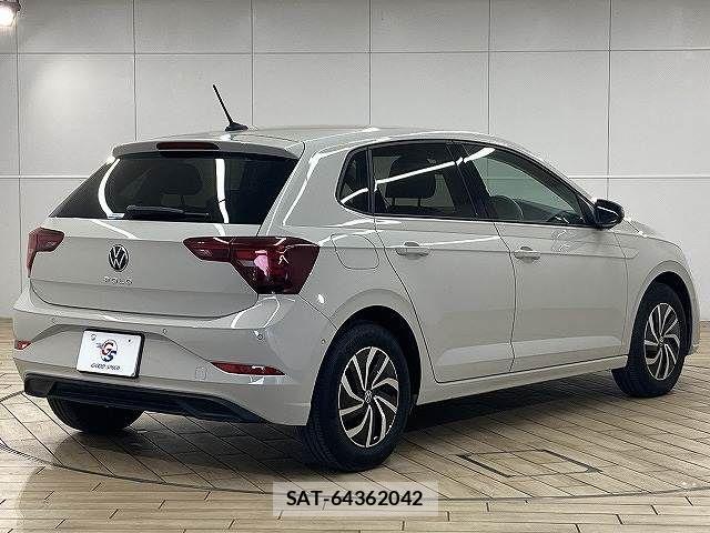 VolksWagen POLO 2023-07 4759420-16
