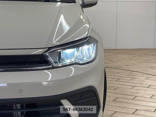 VolksWagen POLO 2023-07 4759420-19