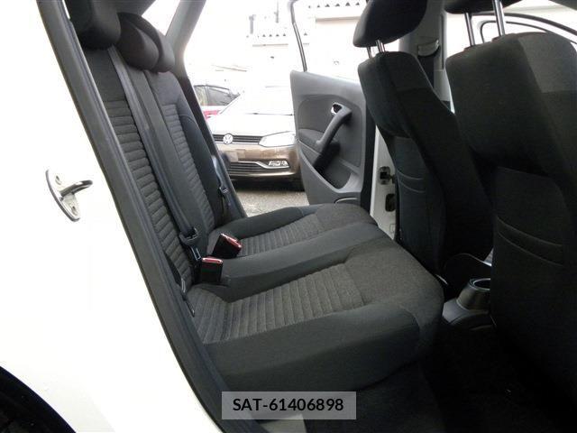 VolksWagen POLO 2013-03 6074296-14