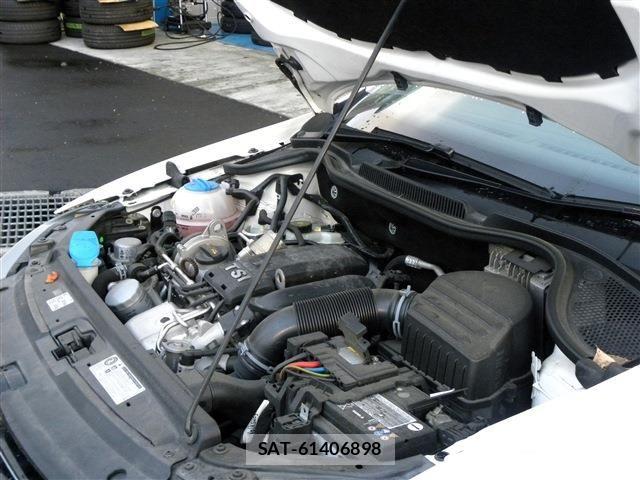 VolksWagen POLO 2013-03 6074296-22