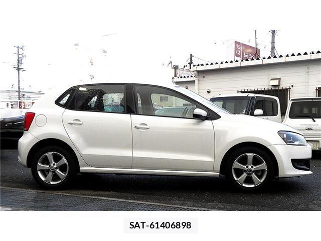 VolksWagen POLO 2013-03 6074296-3