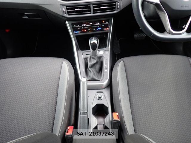 VolksWagen POLO 2023-03 6221199-22
