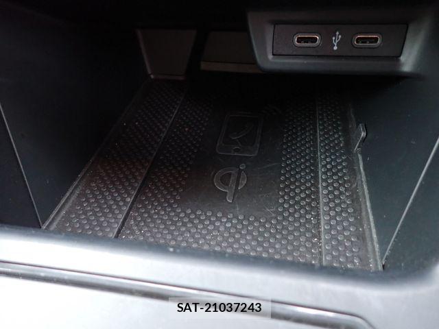 VolksWagen POLO 2023-03 6221199-24