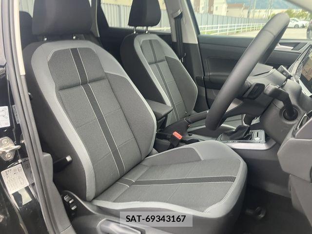 VolksWagen POLO 2022-07 6266391-10