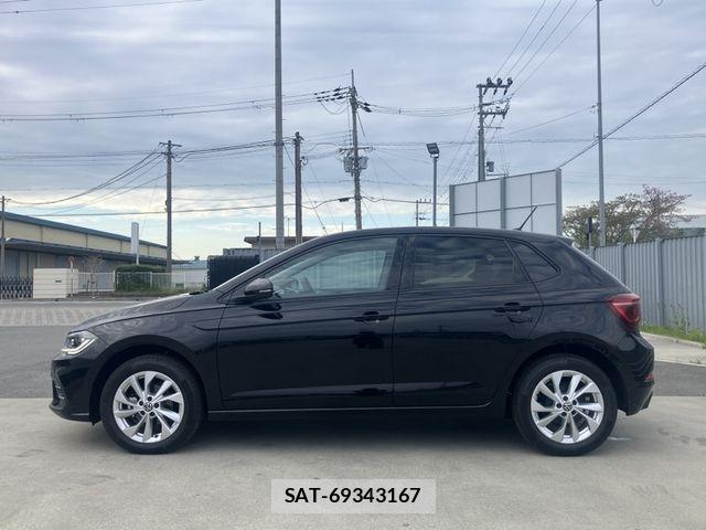 VolksWagen POLO 2022-07 6266391-4