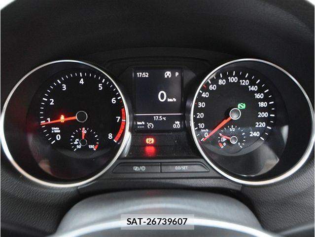 VolksWagen POLO 2018-02 6753910-19