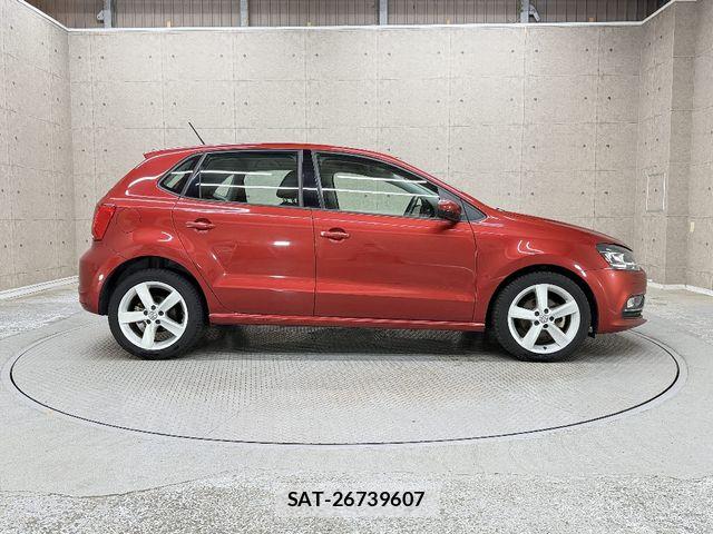 VolksWagen POLO 2018-02 6753910-8