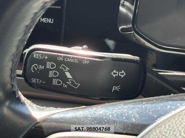 VolksWagen POLO 2019-10 6753909-5
