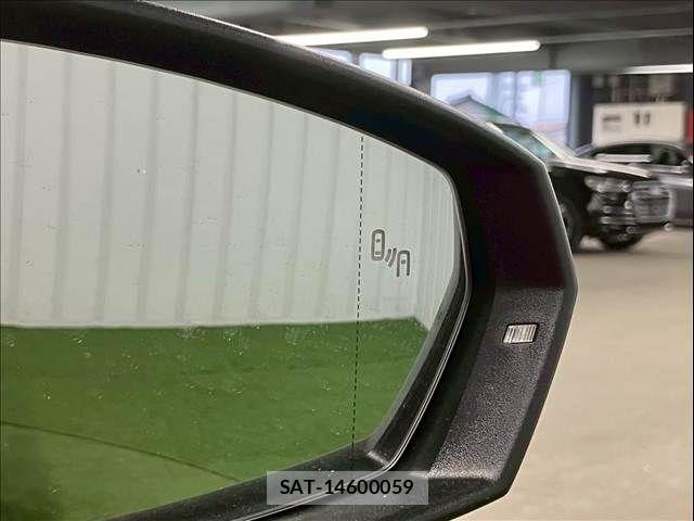 VolksWagen POLO 2018-03 6818024-10