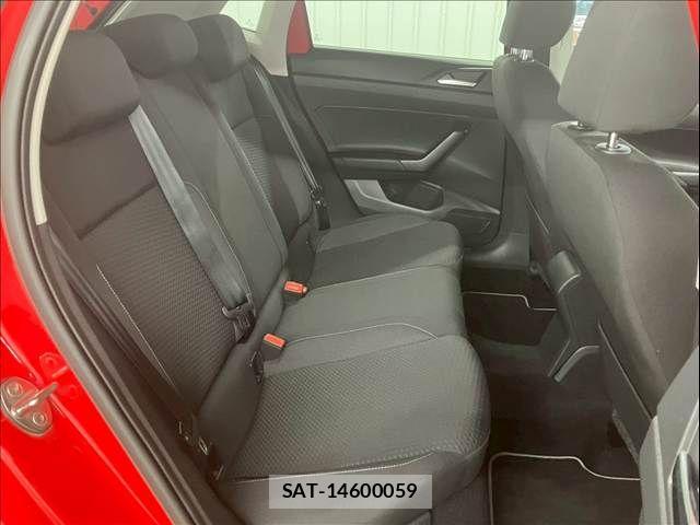 VolksWagen POLO 2018-03 6818024-7