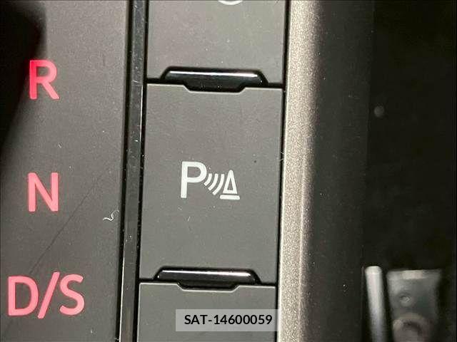 VolksWagen POLO 2018-03 6818024-8